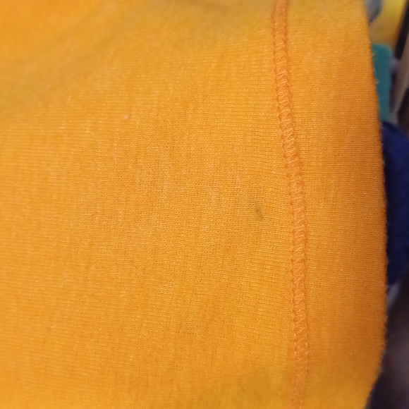 4 Old Navy Women's Shirts - Picture 10 of 10